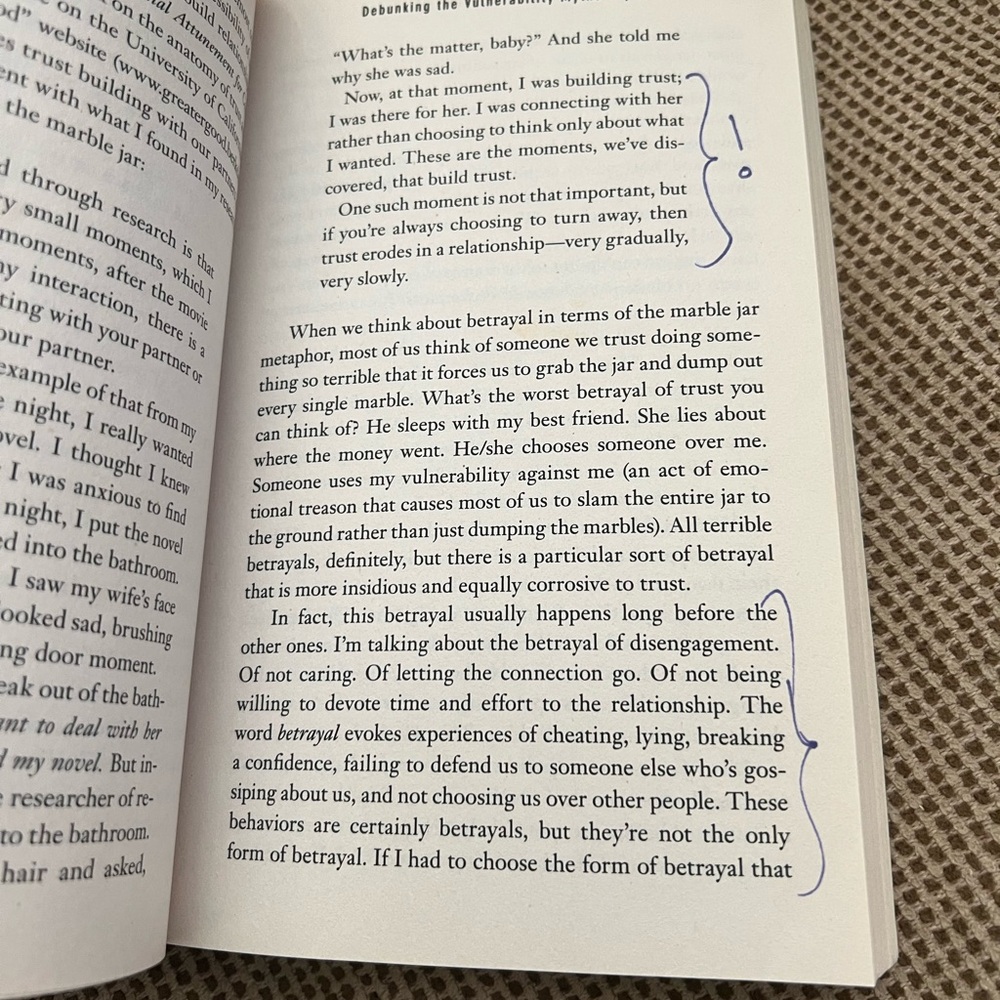 Daring Greatly by Brene Brown book - Picture 3 of 5